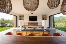 Villa in Sainte-Lucie de Porto-Vecchio - Villa 5 chambres accès plage à Pinarello
