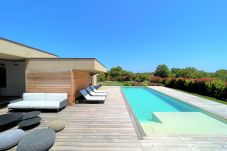 Villa in Sainte-Lucie de Porto-Vecchio - Villa 4 chambres avec piscine avec plage à pied