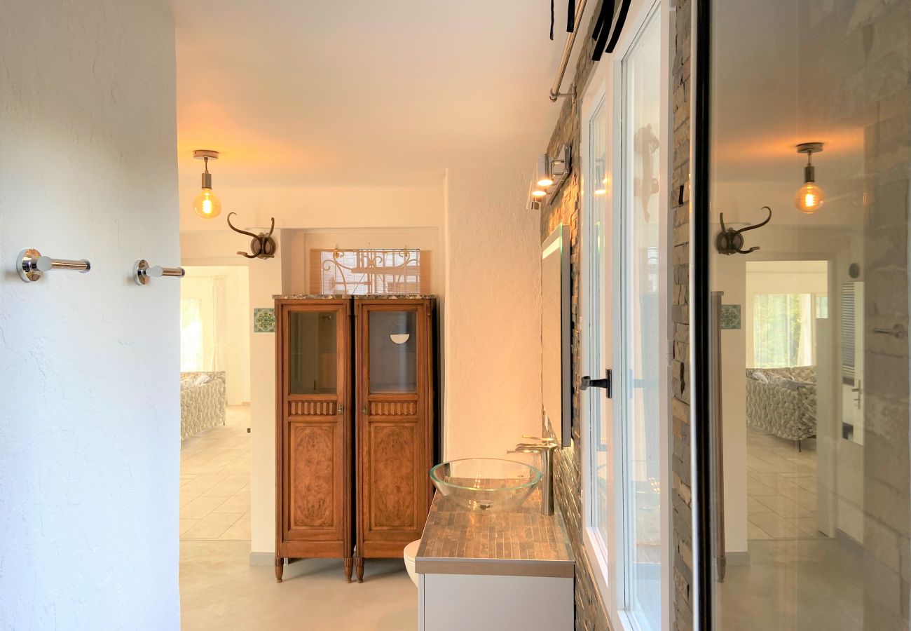 Villa in Sainte-Lucie de Porto-Vecchio - Villa  Altetu