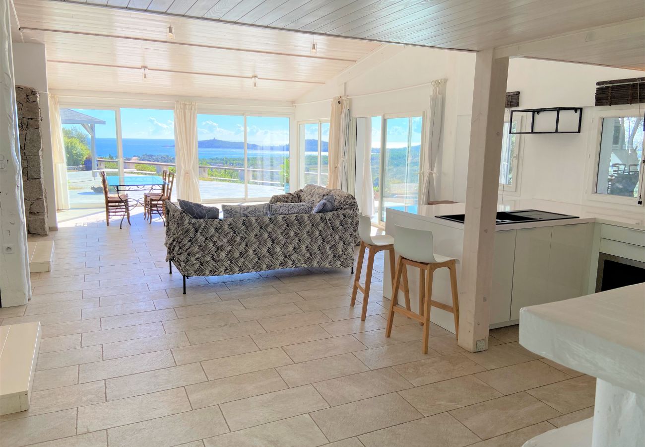 Villa in Sainte-Lucie de Porto-Vecchio - Villa  Altetu