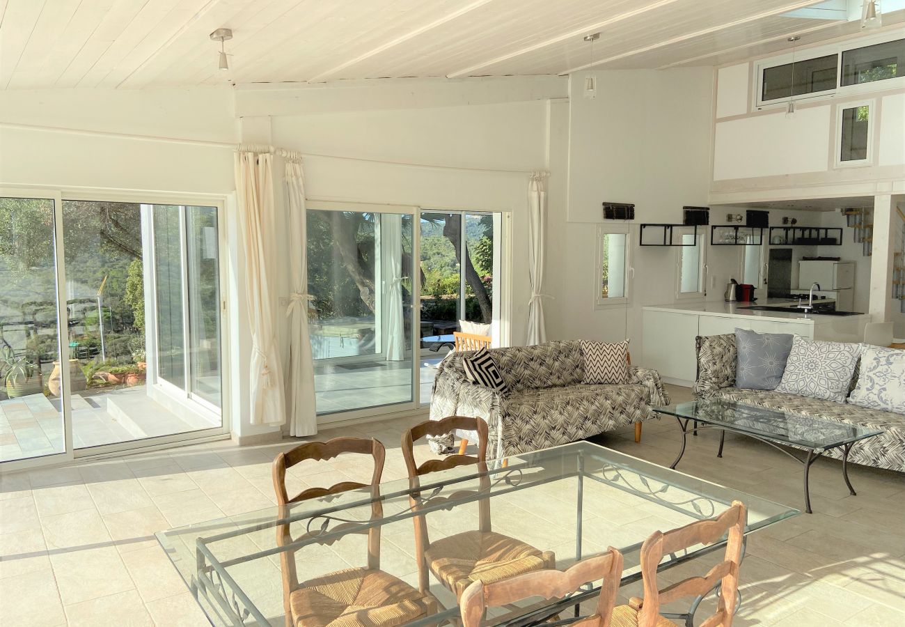 Villa in Sainte-Lucie de Porto-Vecchio - Villa  Altetu