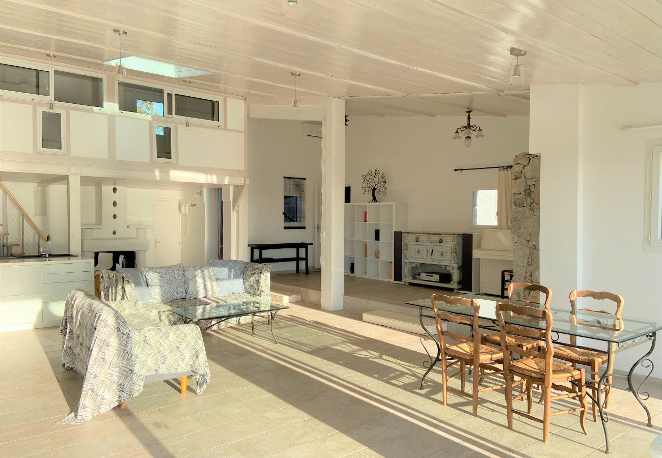 Villa in Sainte-Lucie de Porto-Vecchio - Villa  Altetu