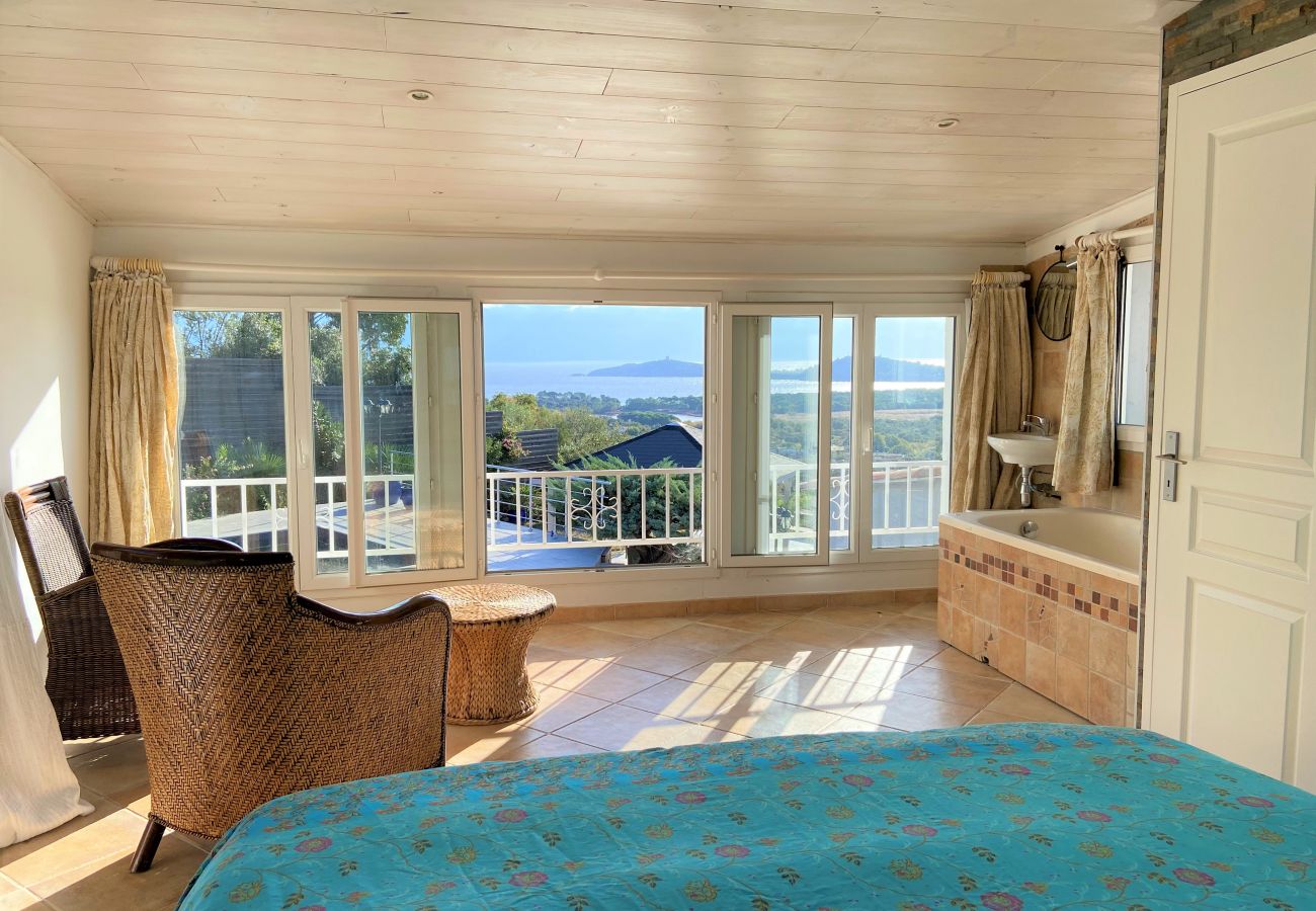 Villa in Sainte-Lucie de Porto-Vecchio - Villa  Altetu