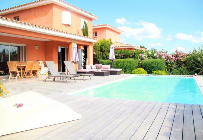 Lecci - Villa