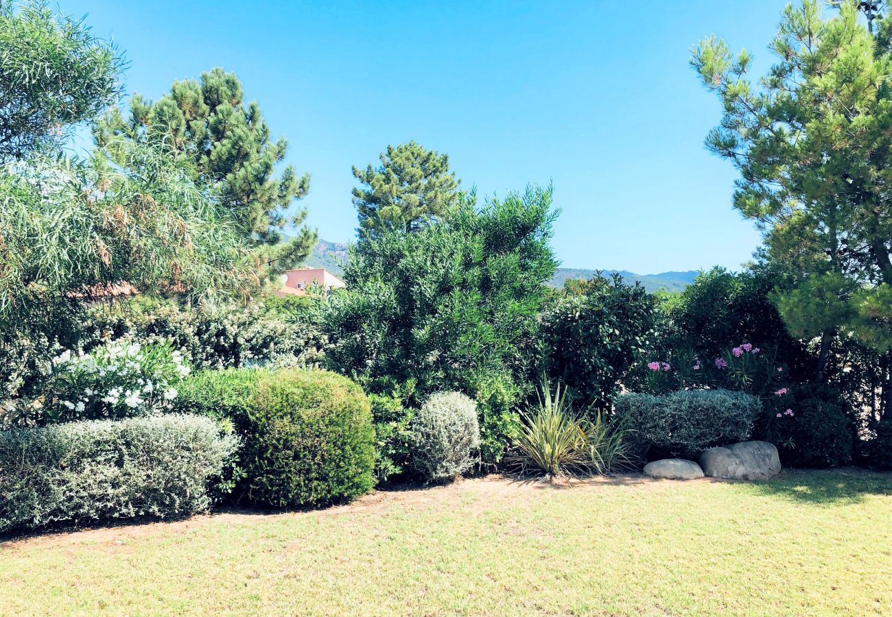 Villa in Lecci - Casa Flo