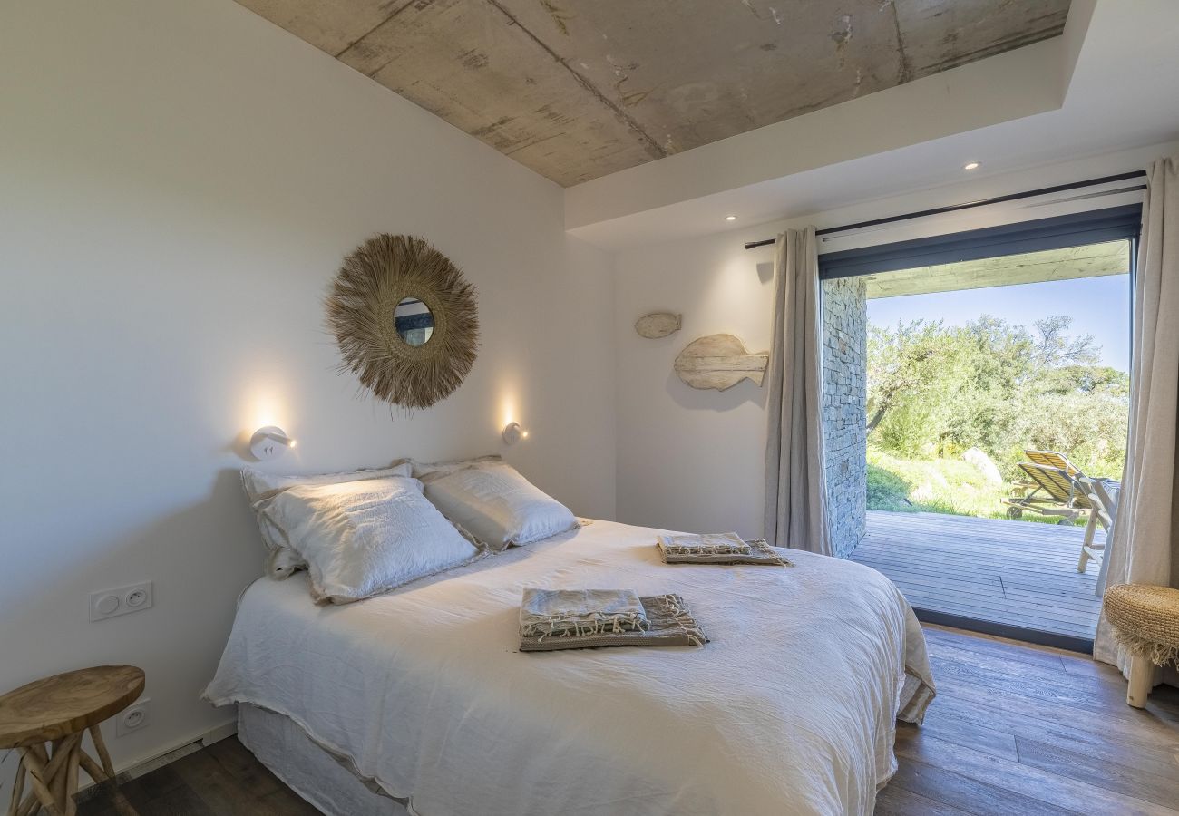 Ferienwohnung in Sainte-Lucie de Porto-Vecchio - Appartement Chjara