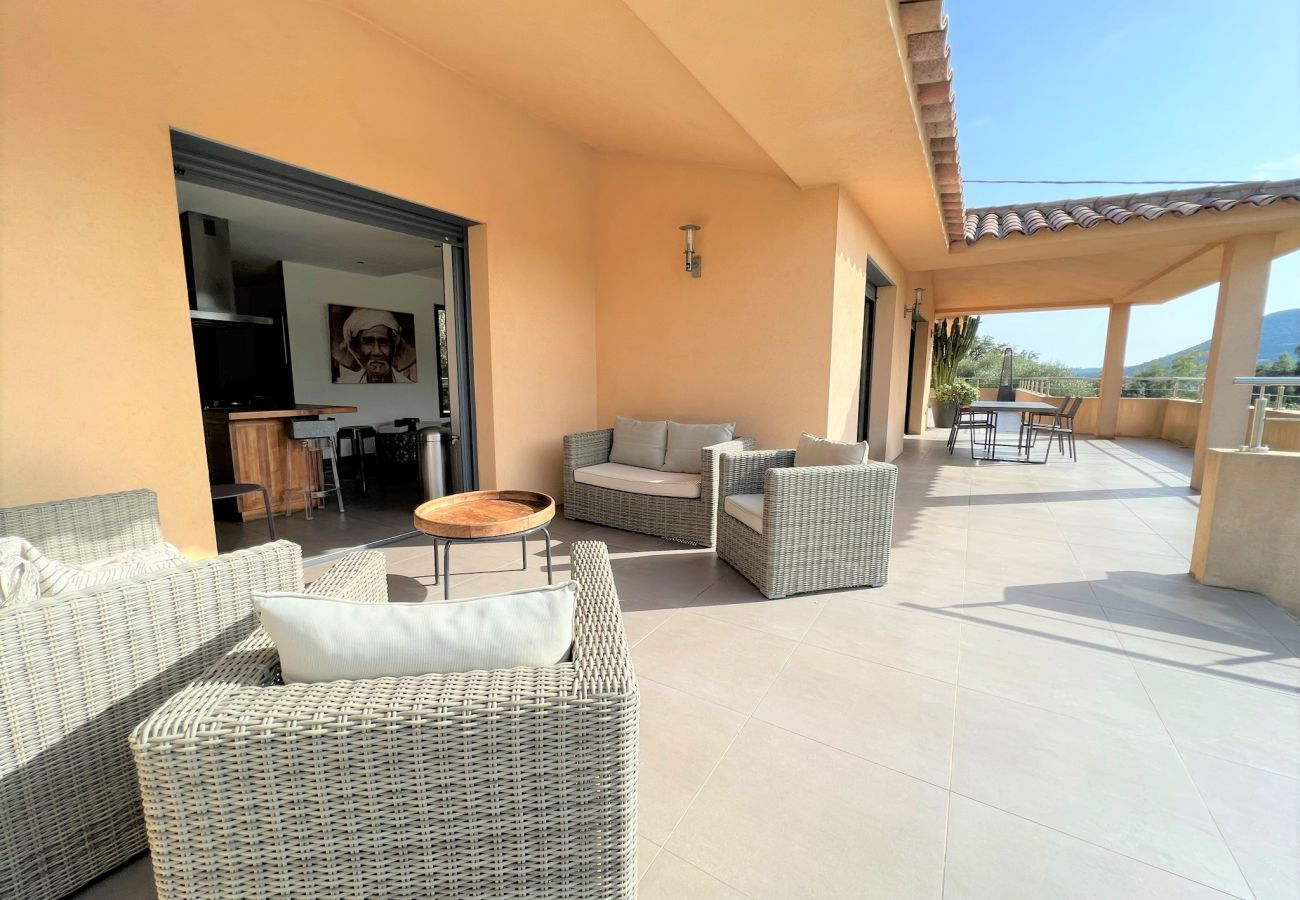 Villa in Pinarello - Villa Alivu
