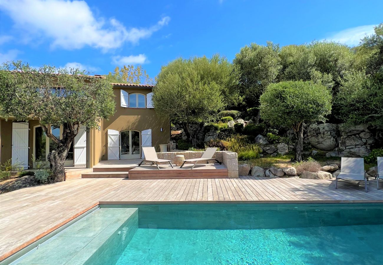 Villa in Sainte-Lucie de Porto-Vecchio - Villa Casta Joia