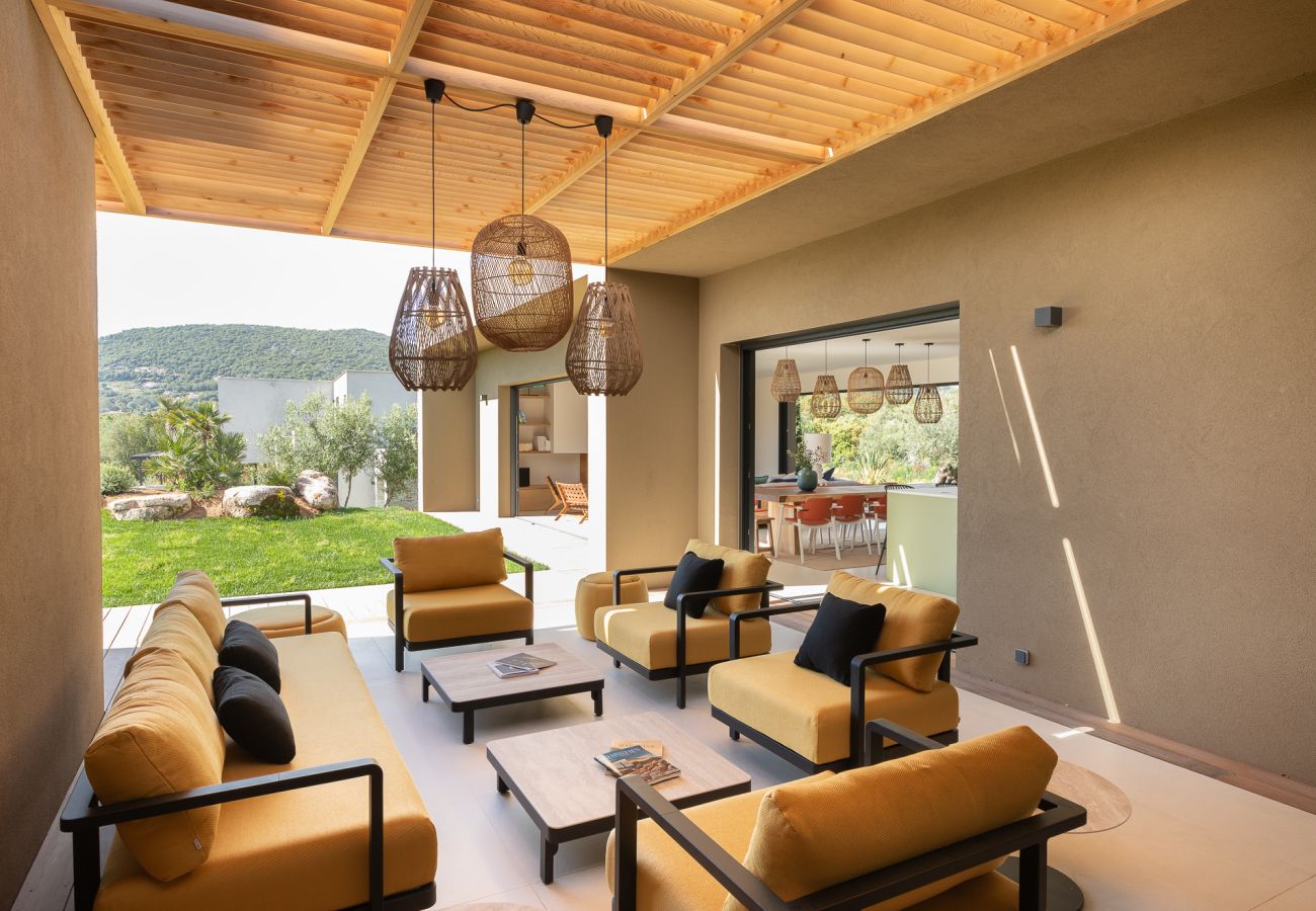 Villa in Sainte-Lucie de Porto-Vecchio - Villla Pampa