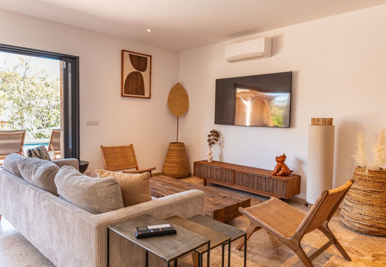Villa in Lecci - Villa Campemu Di Lecci