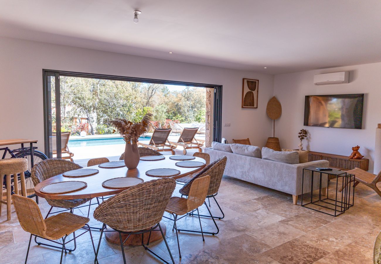 Villa in Lecci - Villa Campemu Di Lecci