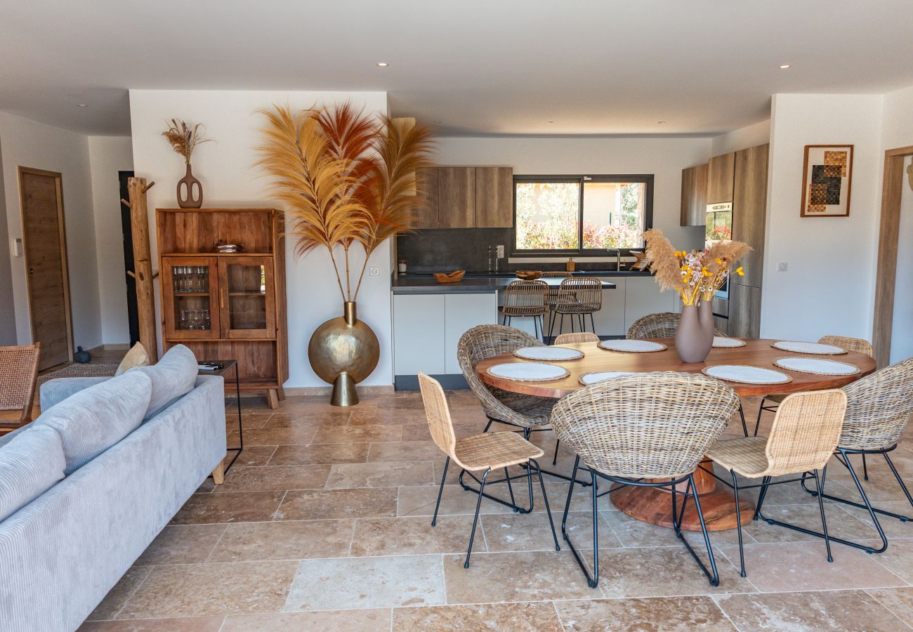 Villa in Lecci - Villa Campemu Di Lecci