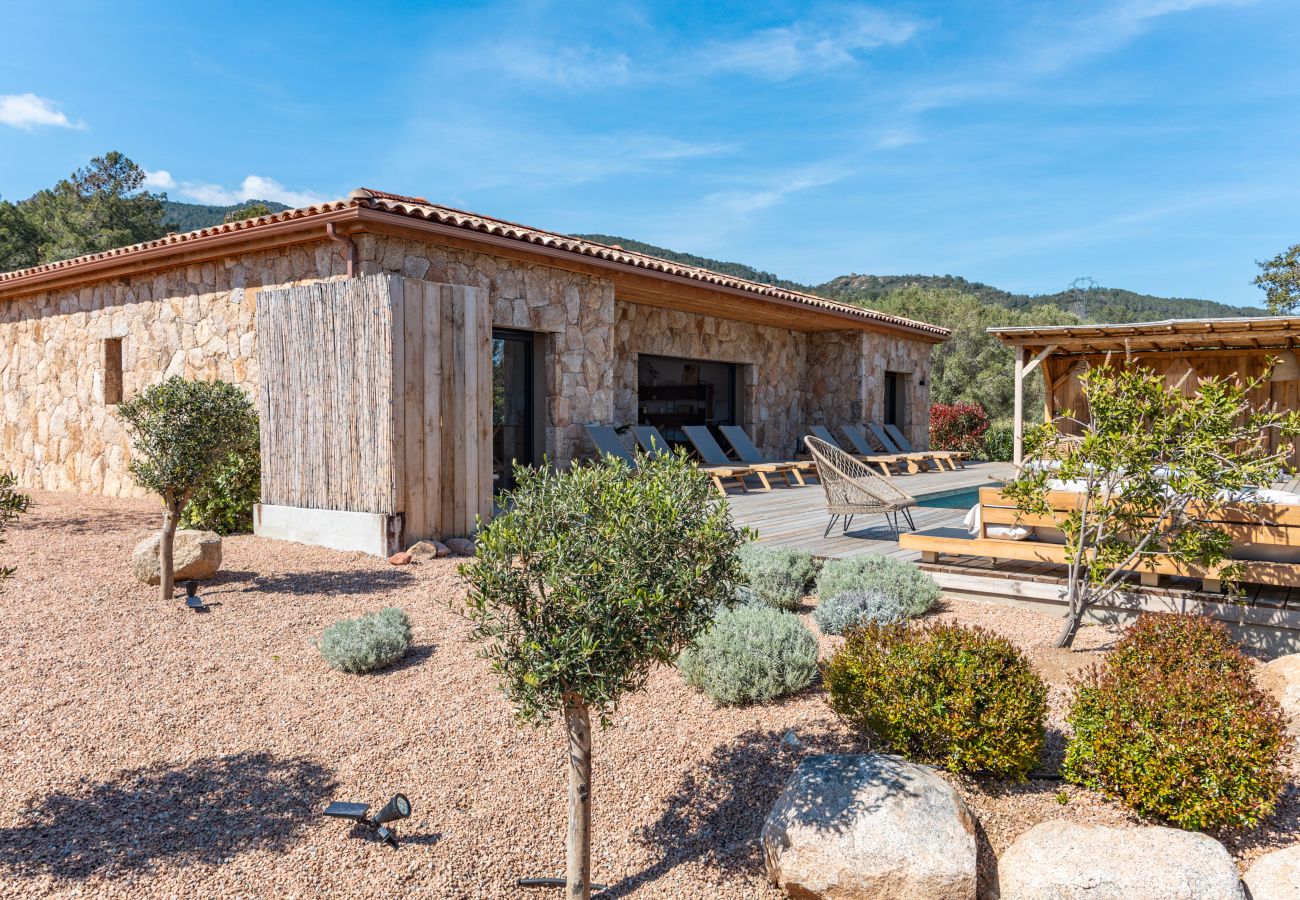 Villa in Lecci - Villa Campemu Di Lecci