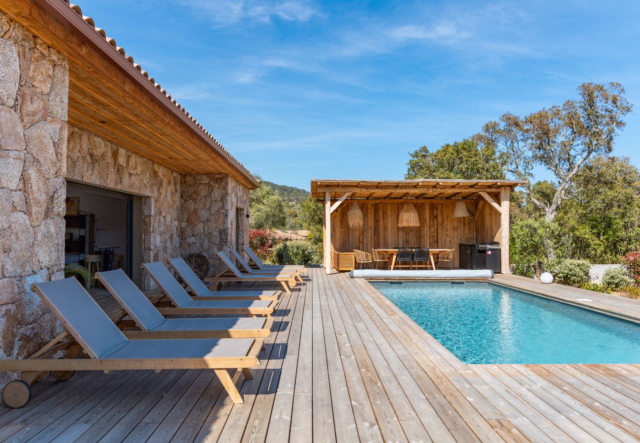 Villa in Lecci - Villa Campemu Di Lecci