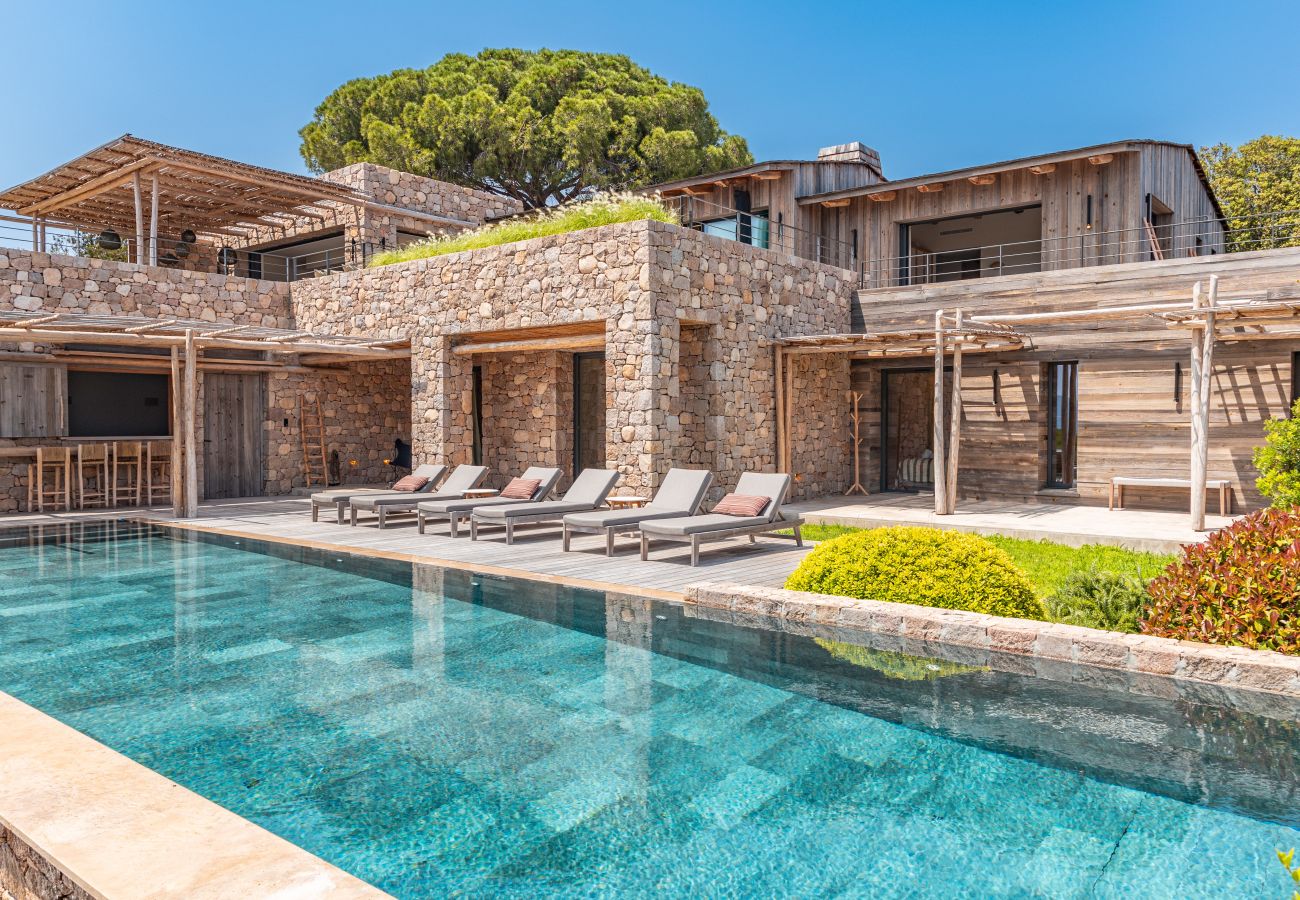 Villa in Lecci - Villa Bonanza Di Cala Rossa