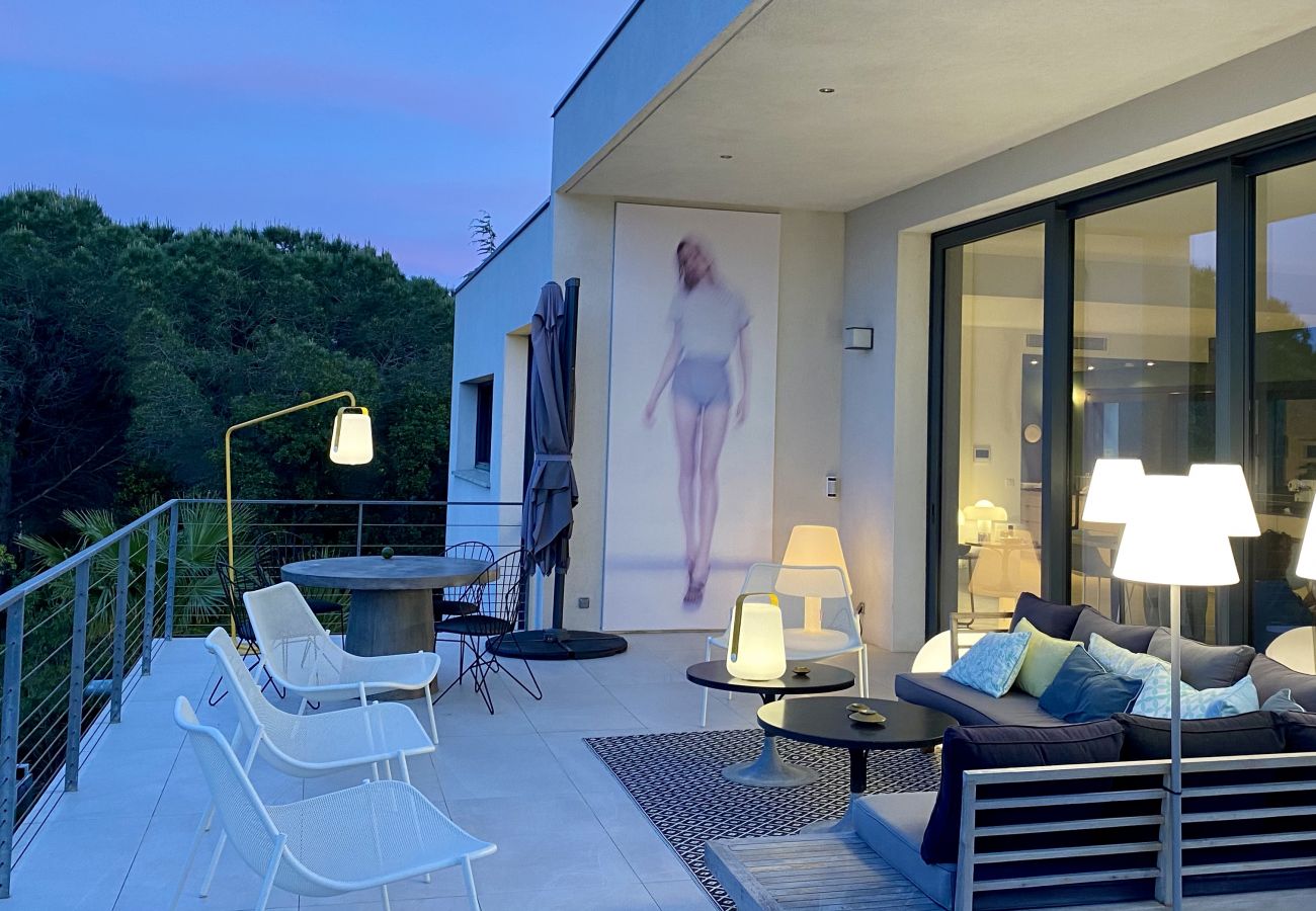 Villa in Sainte-Lucie de Porto-Vecchio - Villa Luxea