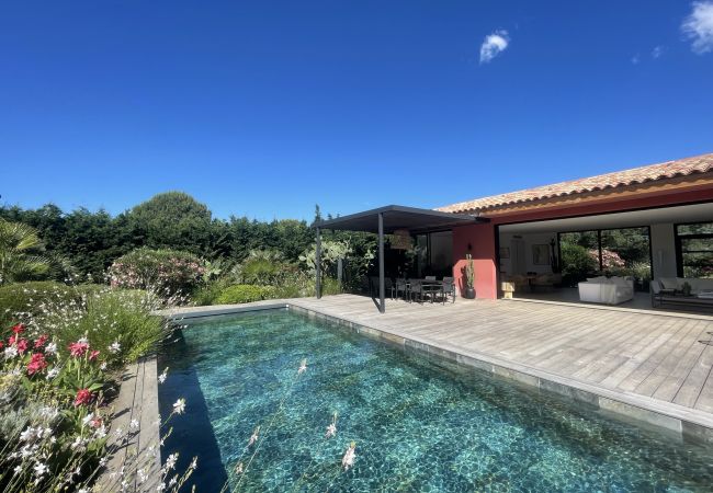 Villa in Lecci - Villa Marina Rossa