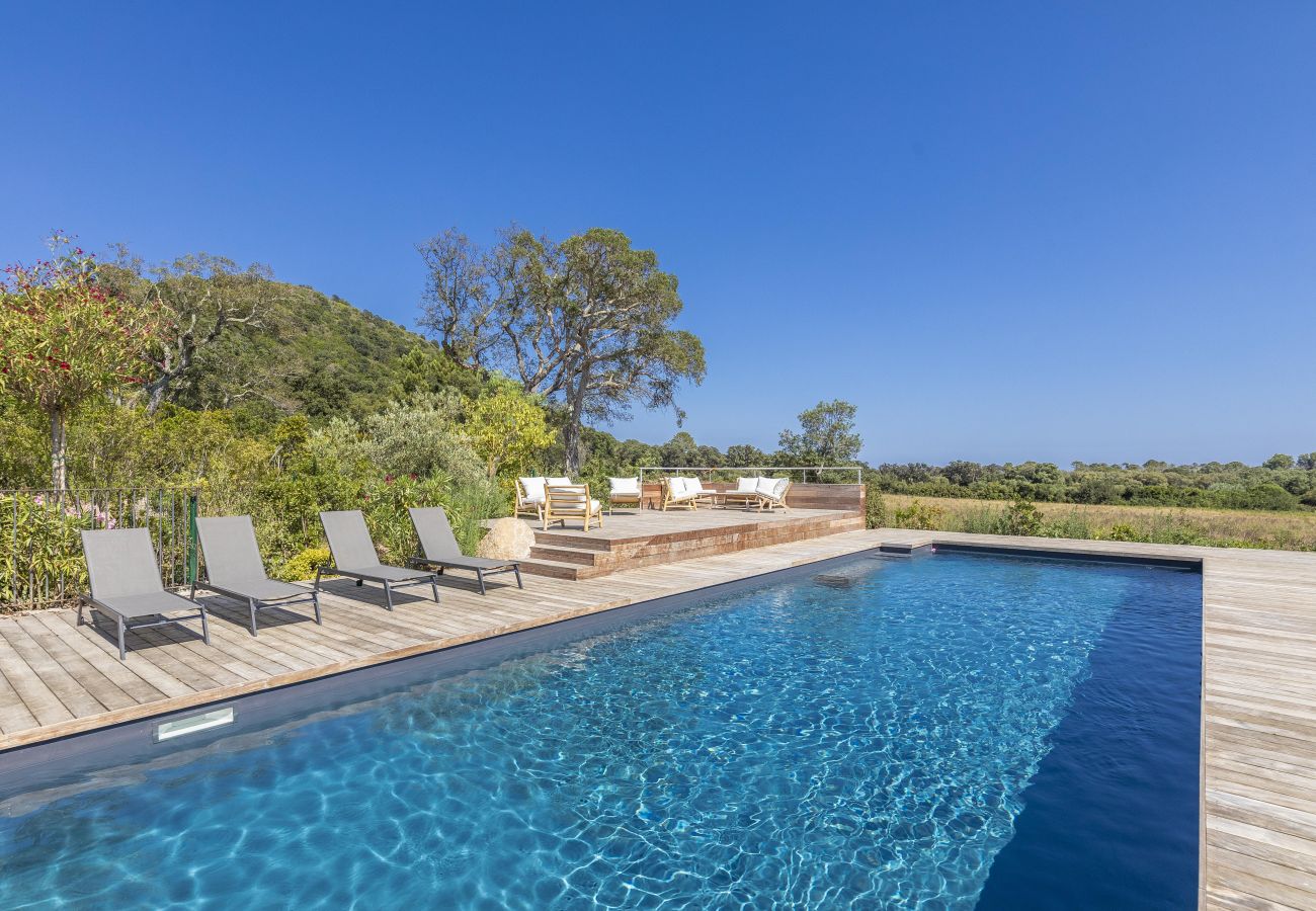 Apartment in Sainte-Lucie de Porto-Vecchio - Appartement Santa