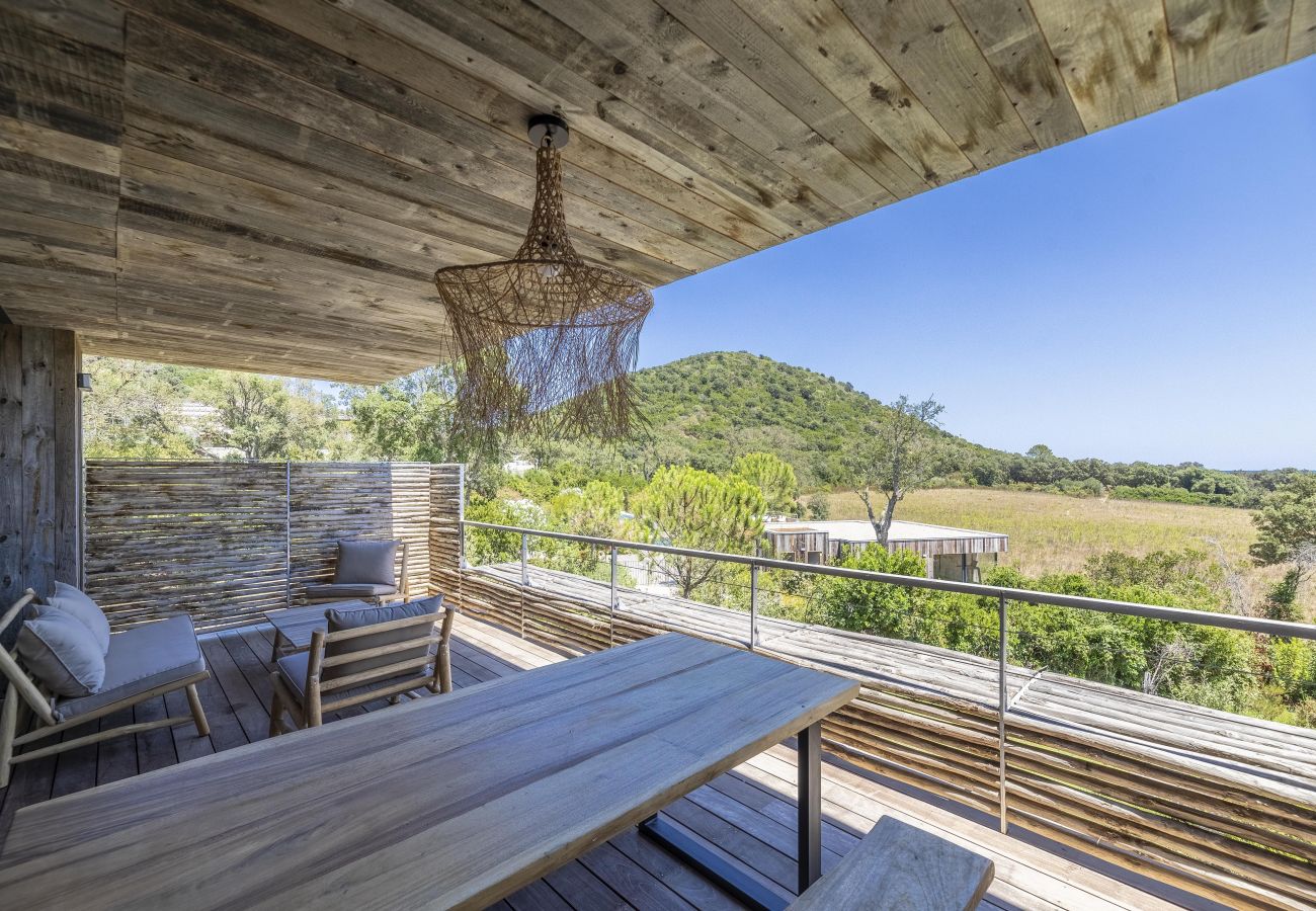 Apartment in Sainte-Lucie de Porto-Vecchio - Appartement Santa