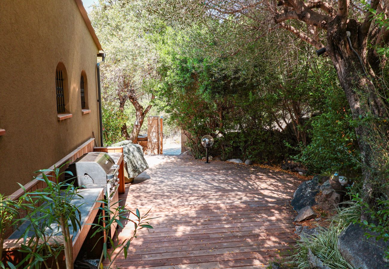 Villa in Sainte-Lucie de Porto-Vecchio - Villa Casta Joia