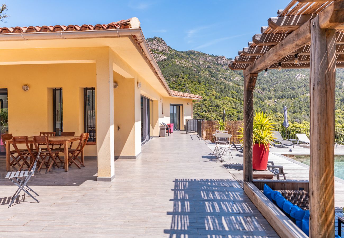 Villa in Sainte-Lucie de Porto-Vecchio - Villa U Meribellu