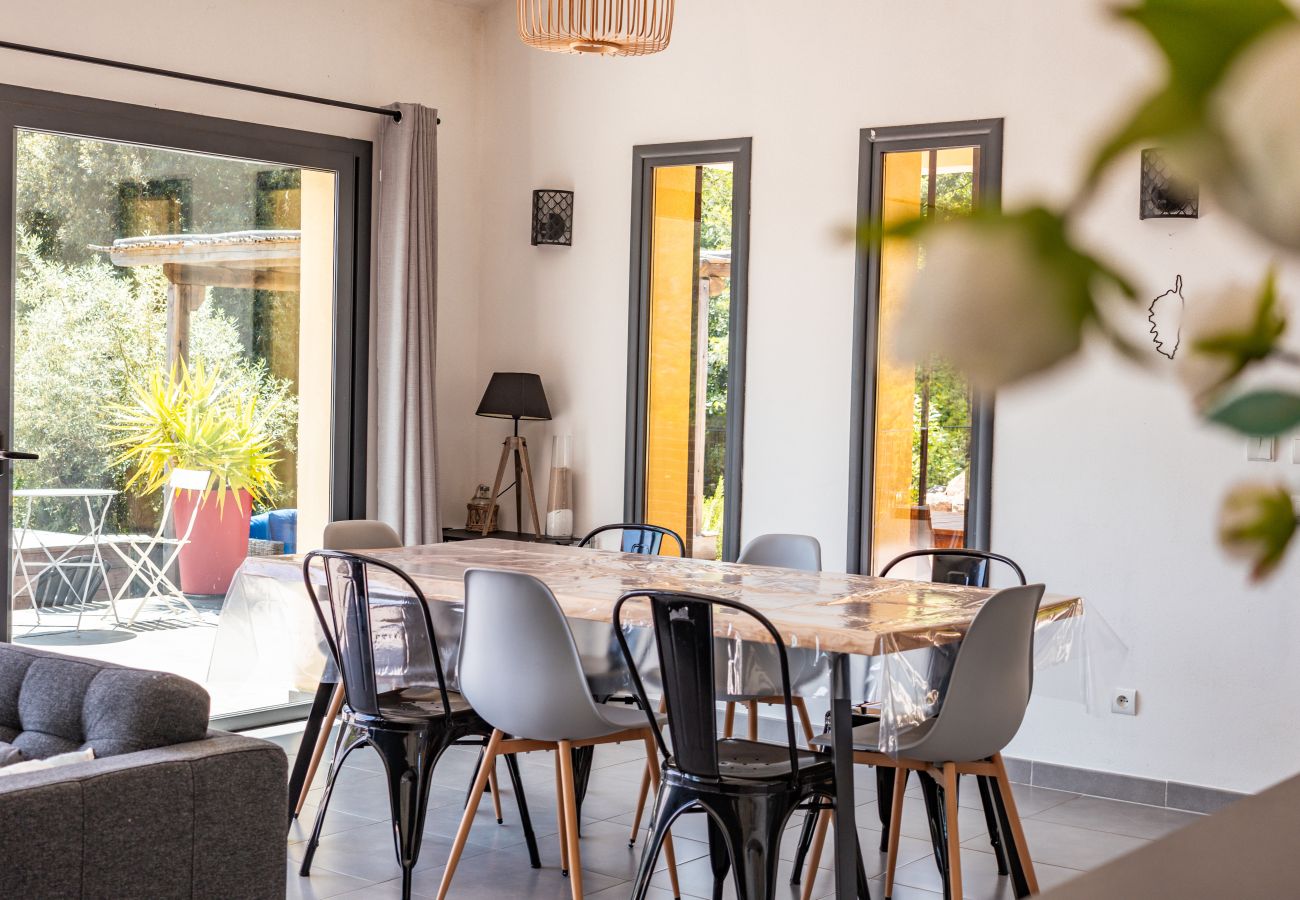Villa in Sainte-Lucie de Porto-Vecchio - Villa U Meribellu