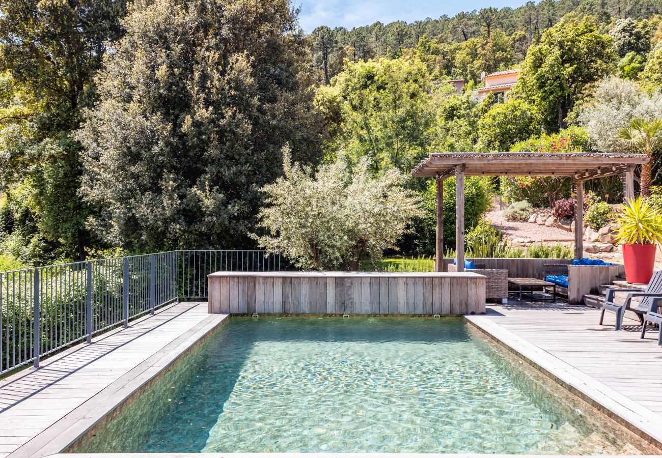 Villa in Sainte-Lucie de Porto-Vecchio - Villa U Meribellu
