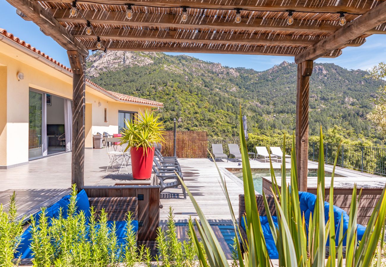 Villa in Sainte-Lucie de Porto-Vecchio - Villa U Meribellu