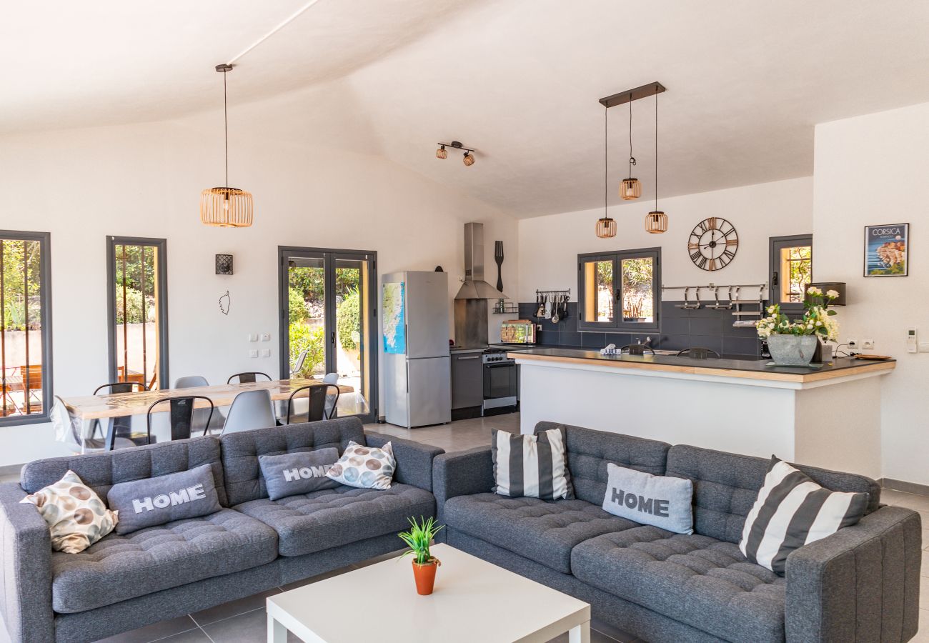Villa in Sainte-Lucie de Porto-Vecchio - Villa U Meribellu