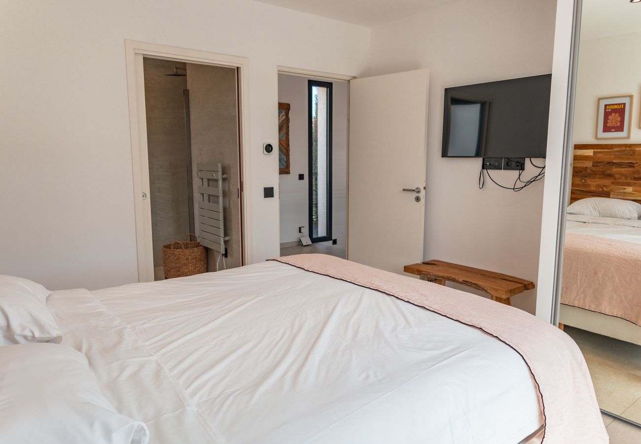 Villa in Sainte-Lucie de Porto-Vecchio - Villa Caipirinha