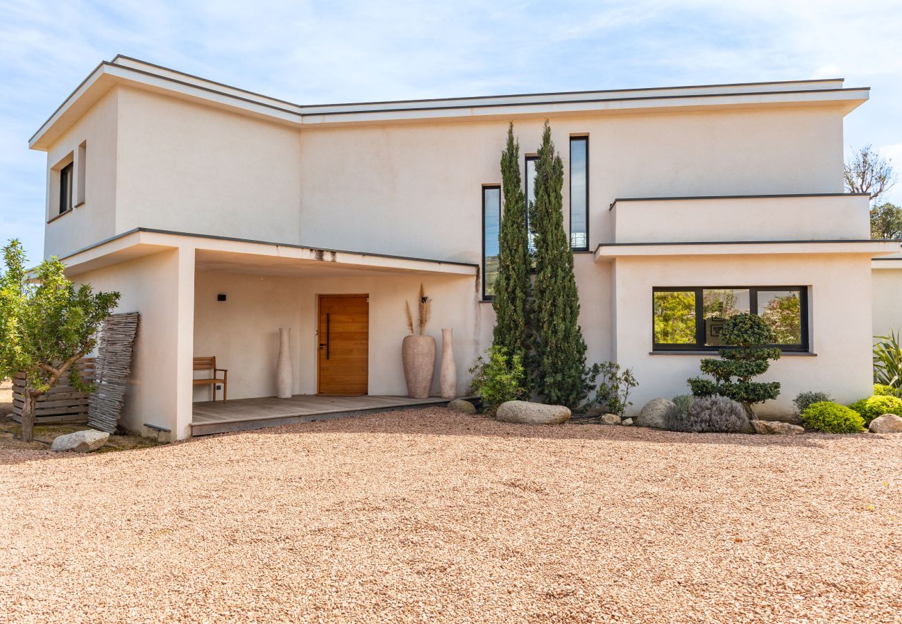 Villa in Sainte-Lucie de Porto-Vecchio - Villa Caipirinha