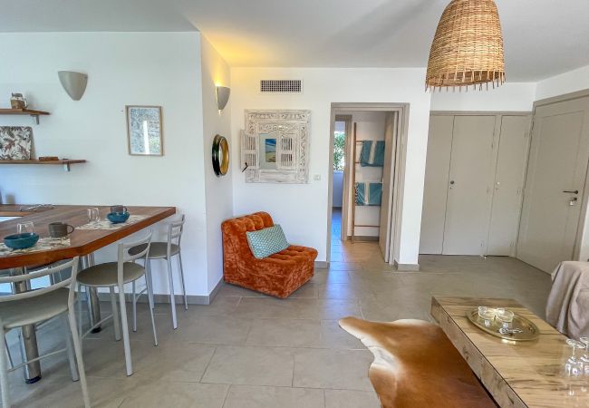 Apartment in Sainte-Lucie de Porto-Vecchio - Appartement Le Pinarello