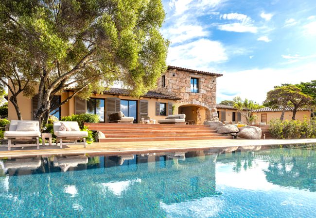 Villa/Dettached house in Pianottoli-Caldarello - Casa Rocca Di Pianotolli