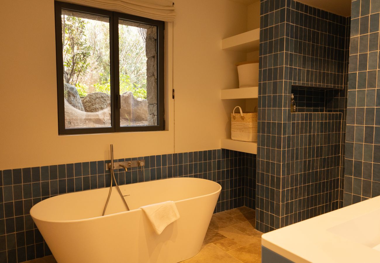 Villa in Lecci - Villa Bonanza Di Cala Rossa