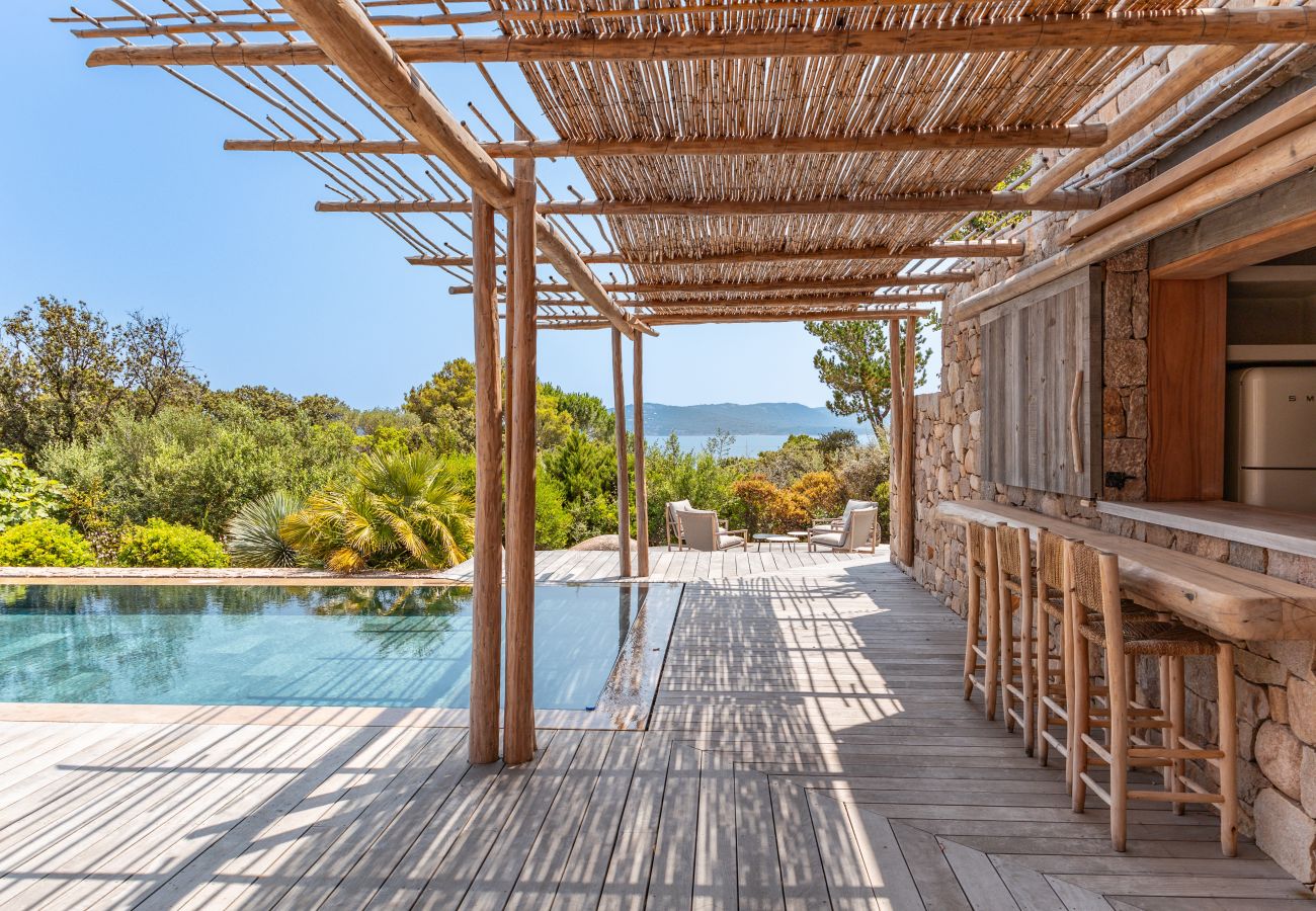 Villa in Lecci - Villa Bonanza Di Cala Rossa