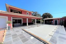 Villa/Dettached house in Sainte-Lucie de Porto-Vecchio - Villa en plein coeur du village de St Lucie