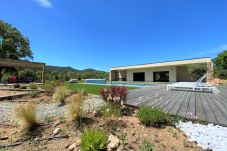 Villa/Dettached house in Pinarello - Bella Villa Contemporaine avec piscine