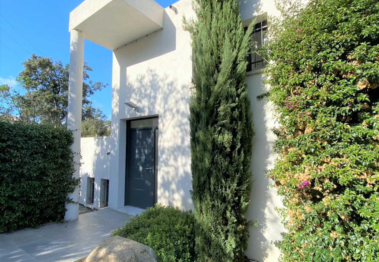 Villa en Sainte-Lucie de Porto-Vecchio - Villa Paradisu