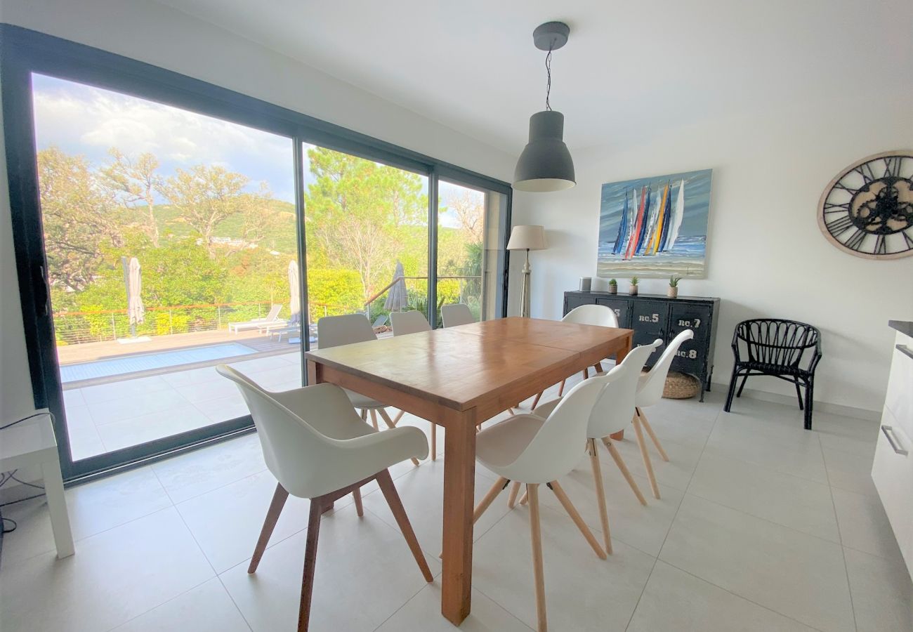 Villa en Sainte-Lucie de Porto-Vecchio - Villa Paradisu