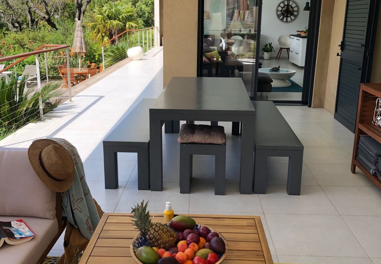 Villa en Sainte-Lucie de Porto-Vecchio - Villa Paradisu
