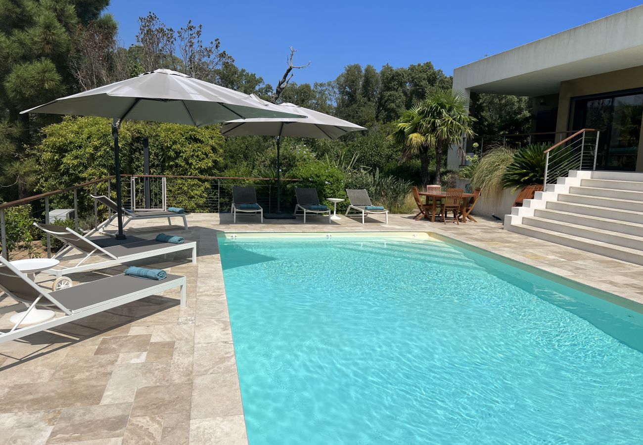 Villa en Sainte-Lucie de Porto-Vecchio - Villa Paradisu