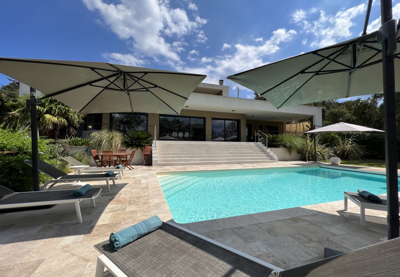 Villa en Sainte-Lucie de Porto-Vecchio - Villa Paradisu