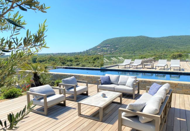 Villa en Sainte-Lucie de Porto-Vecchio - Villa Ellea