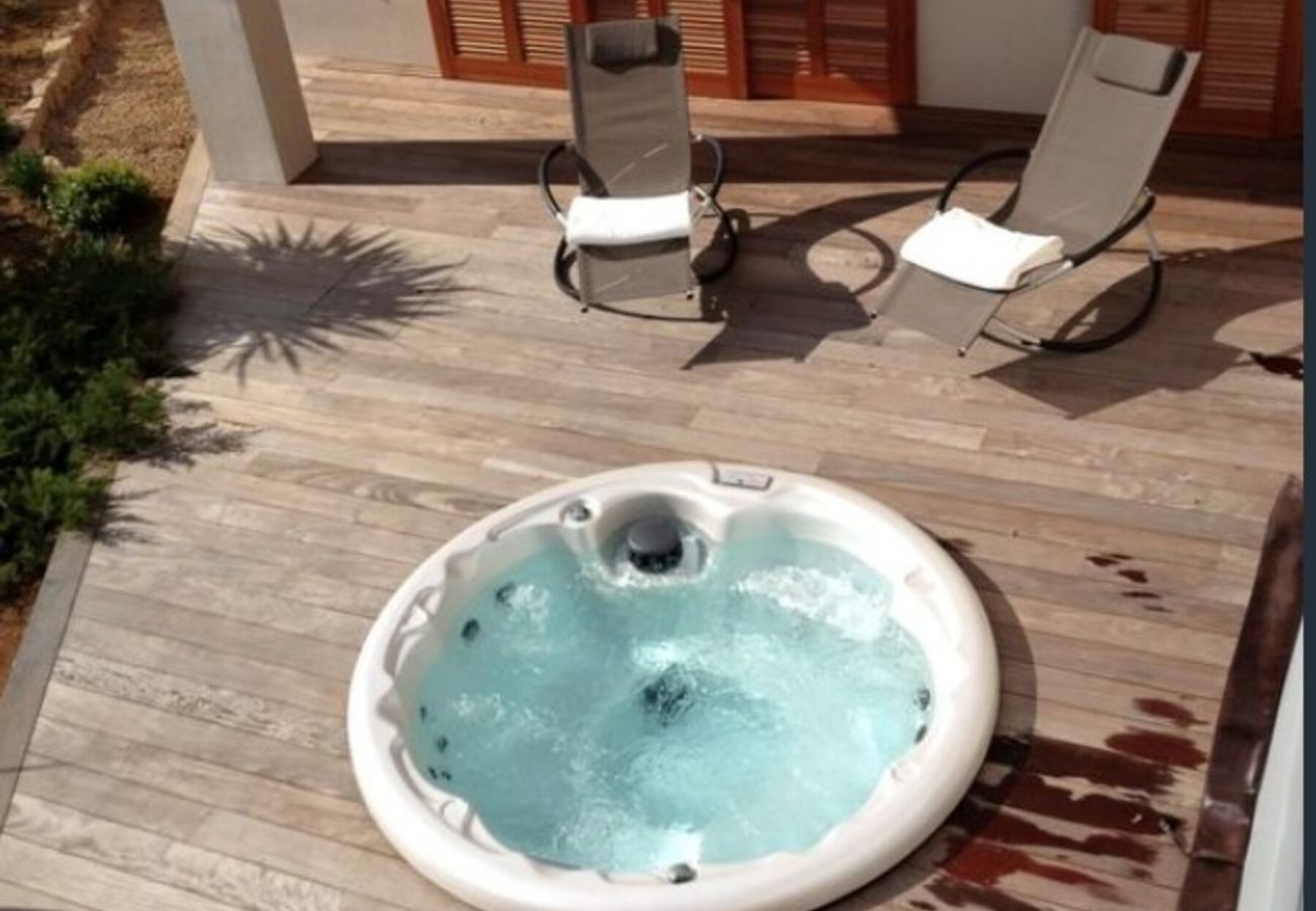Villa en Sainte-Lucie de Porto-Vecchio - Villa Capicciola