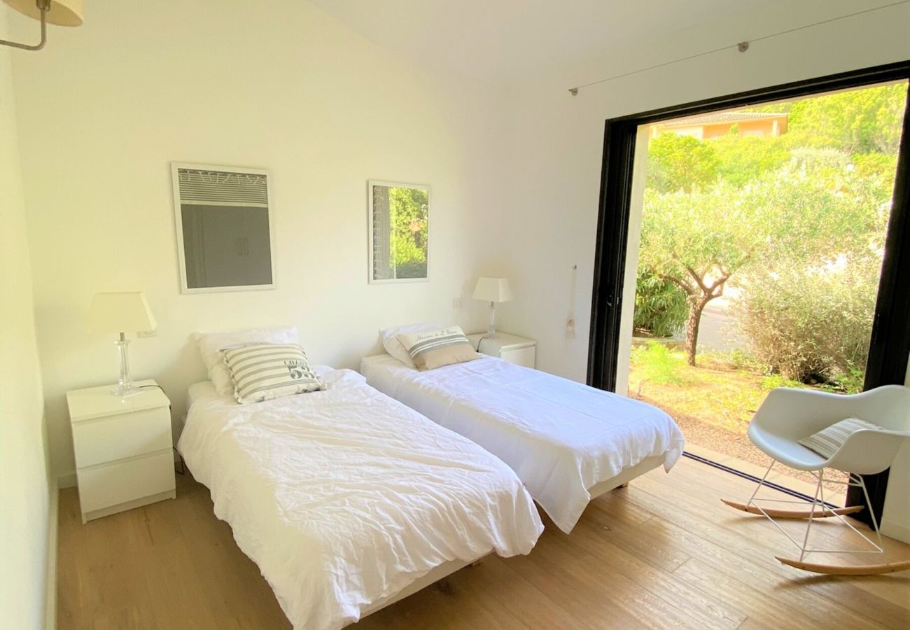 Villa en Sainte-Lucie de Porto-Vecchio - Villa Capicciola