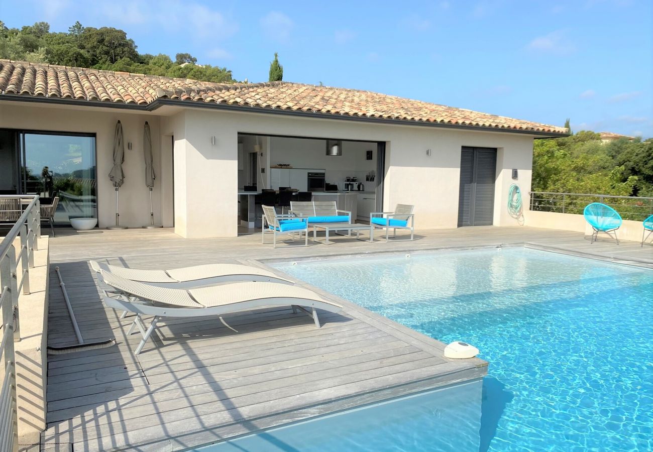 Villa en Sainte-Lucie de Porto-Vecchio - Villa Capicciola