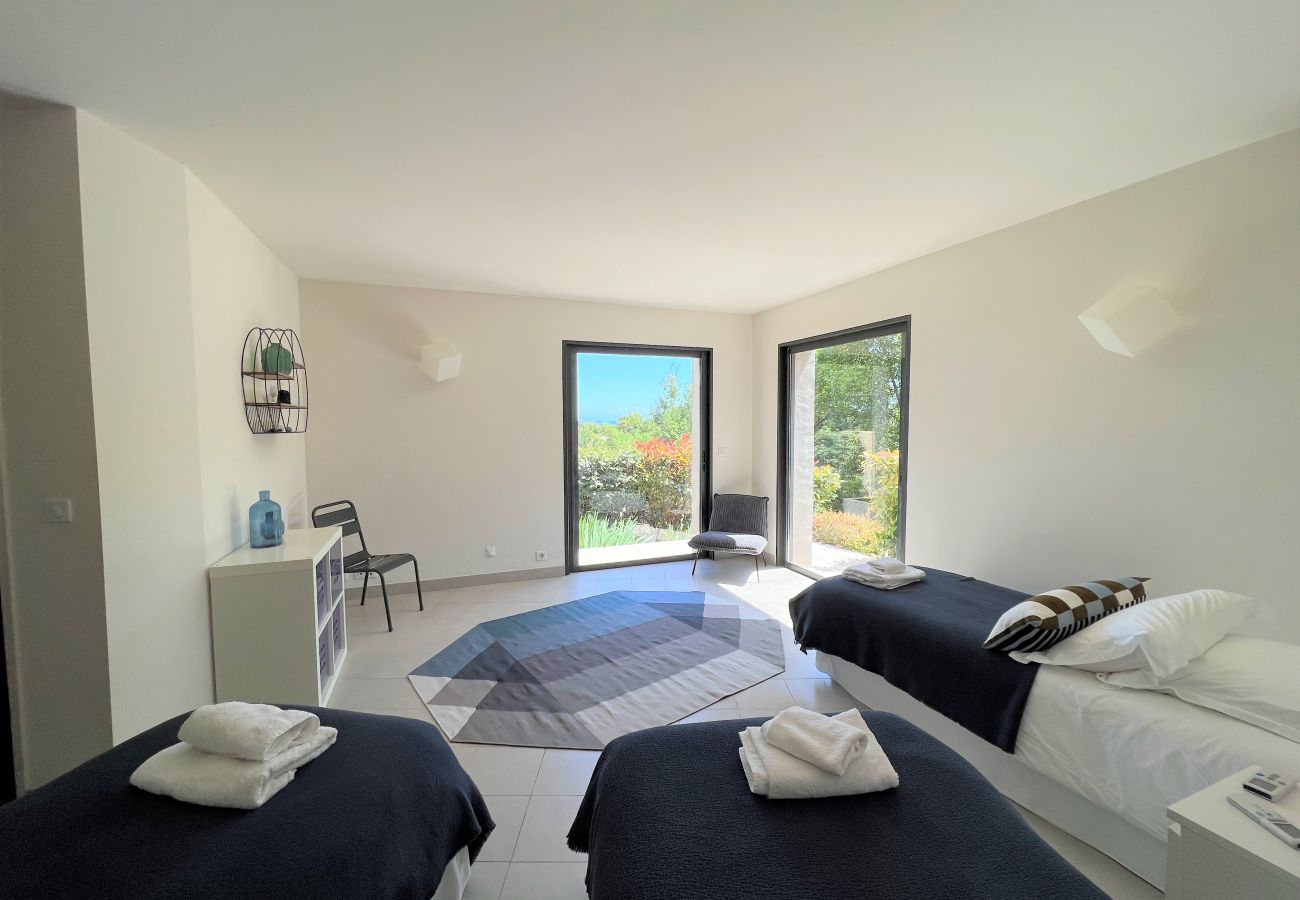 Villa en Sainte-Lucie de Porto-Vecchio - Villa A Muredda