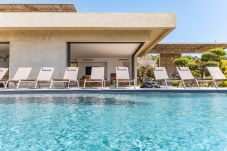 Villa en Pinarello - VILLA CONTEMPORAINE D’EXCEPTION À PINARELLO, CORSE