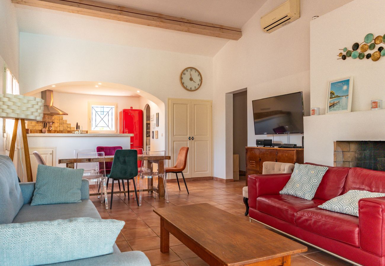 Villa a Lecci - Villa Calyaunati