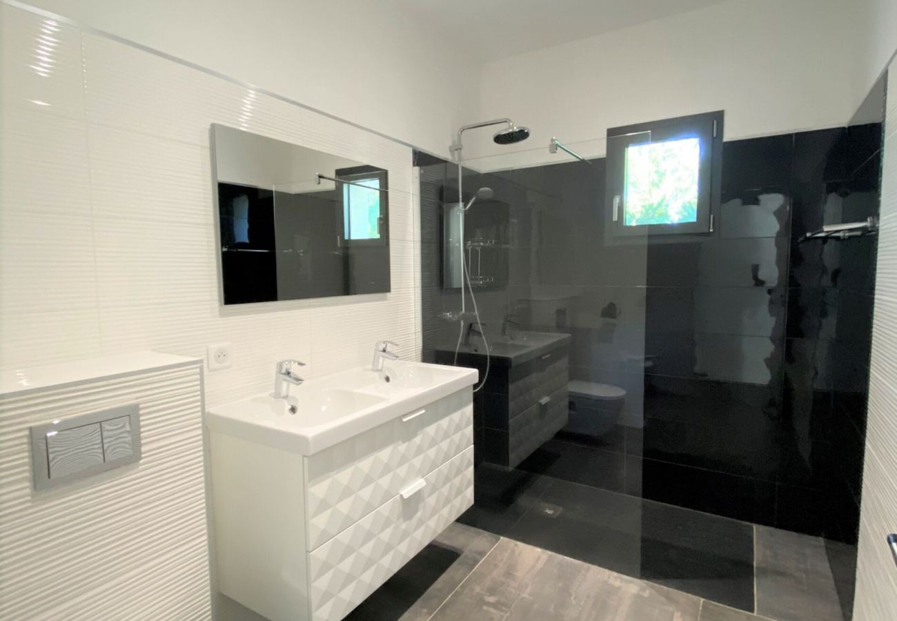 Villa a Lecci - Villa Cala mare